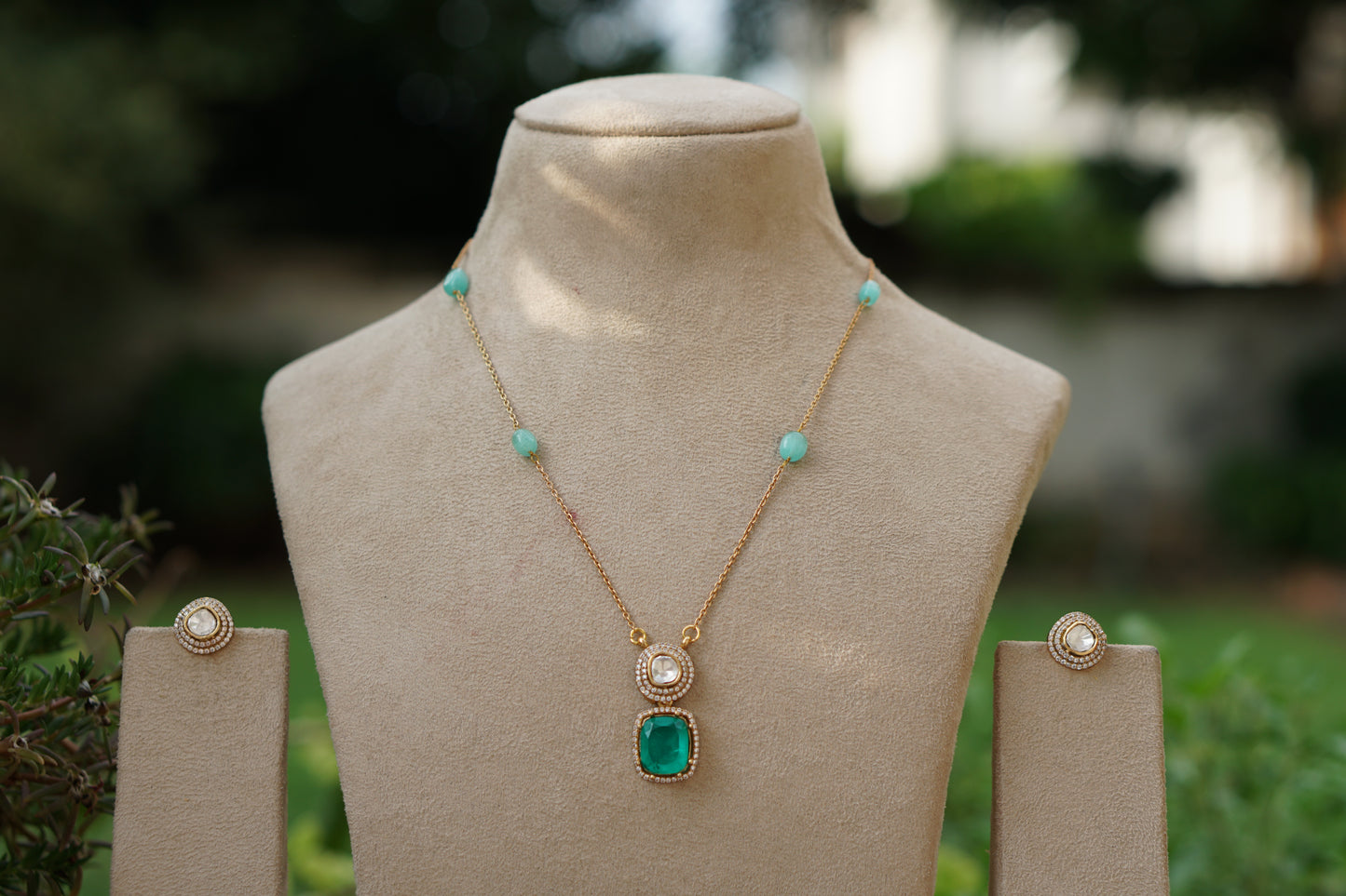 Light Green stone Polki Pendant Set (4-9475)(B)