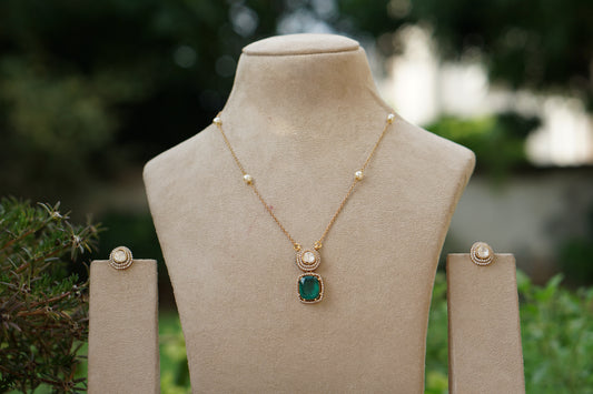 Green stone Polki Pendant Set (4-9474)(B)