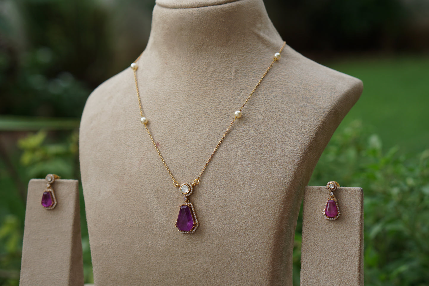 Purple stone Polki Pendant Set (4-9470)(B) INTRODUCTORY PRICE)