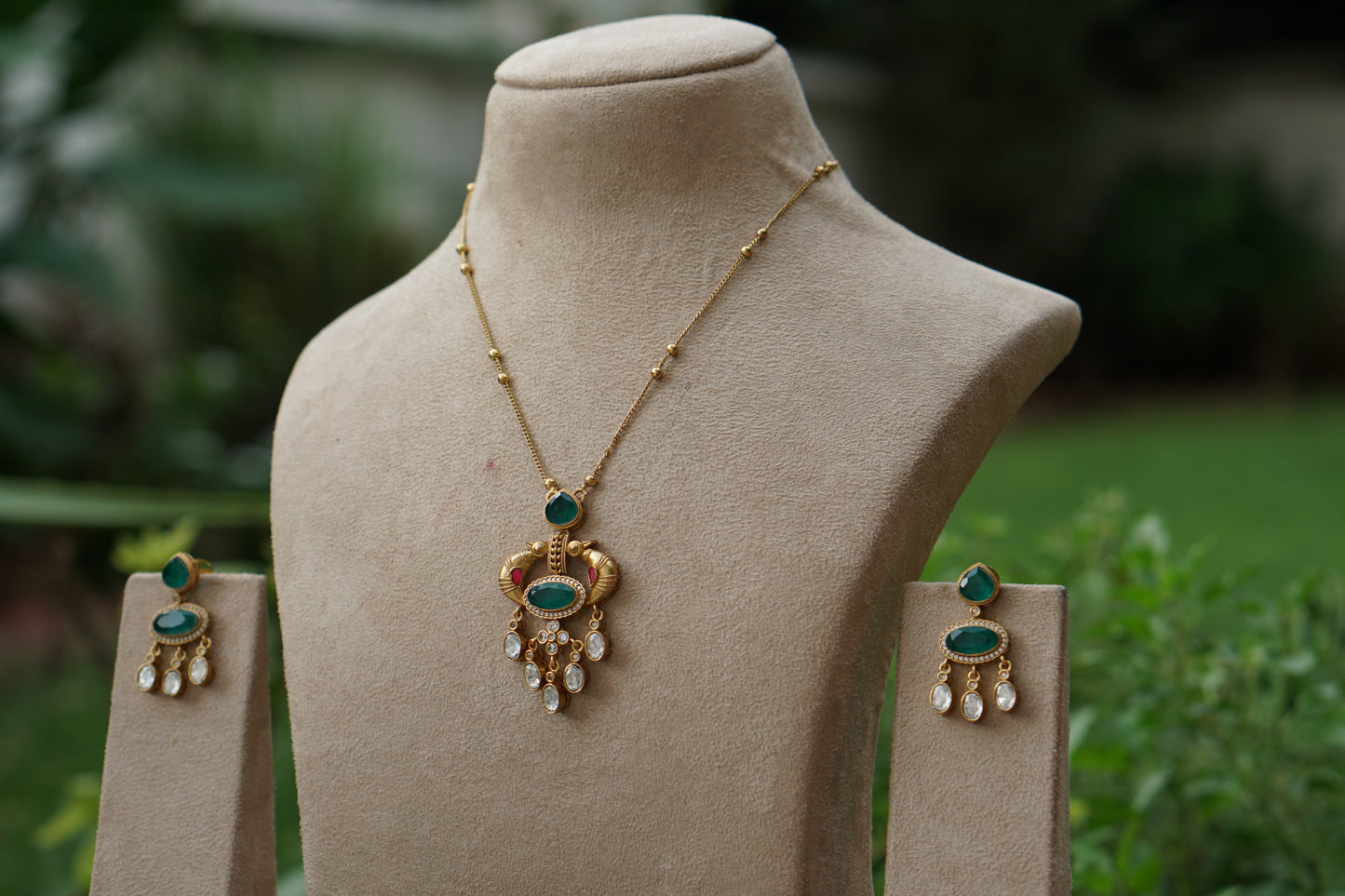 Green stone Polki Pendant Set (4-9477)(B)