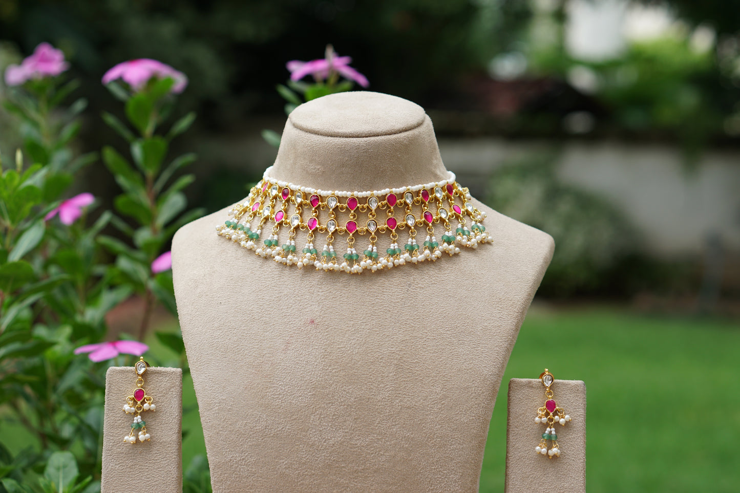 Kundan Necklace Set (4-9483)(N)