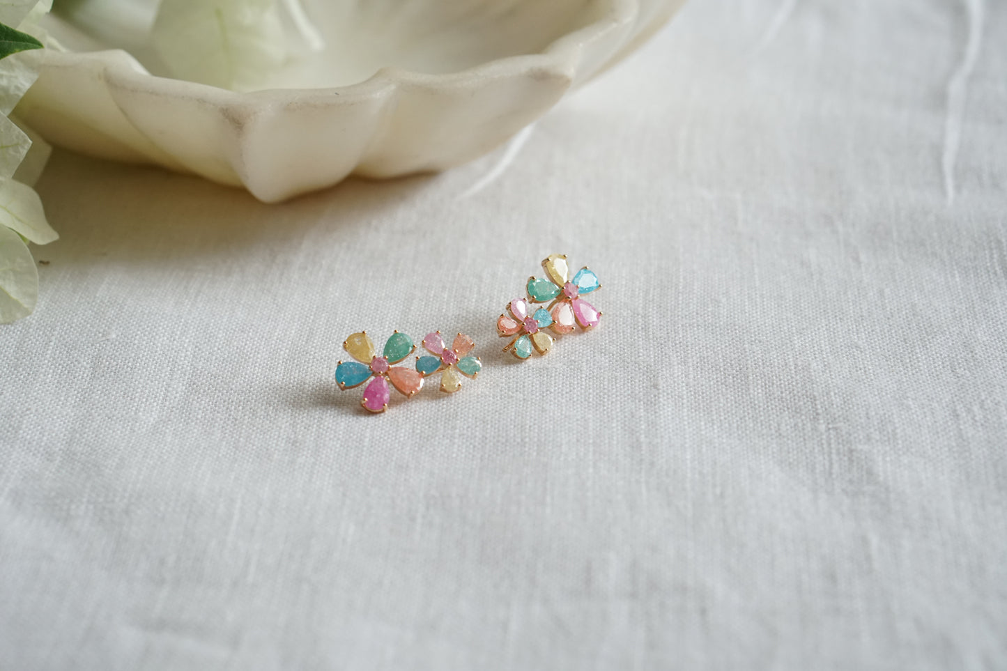 Multi Stone Earcuff Earrings (1-5472)(SI)(From turkey)