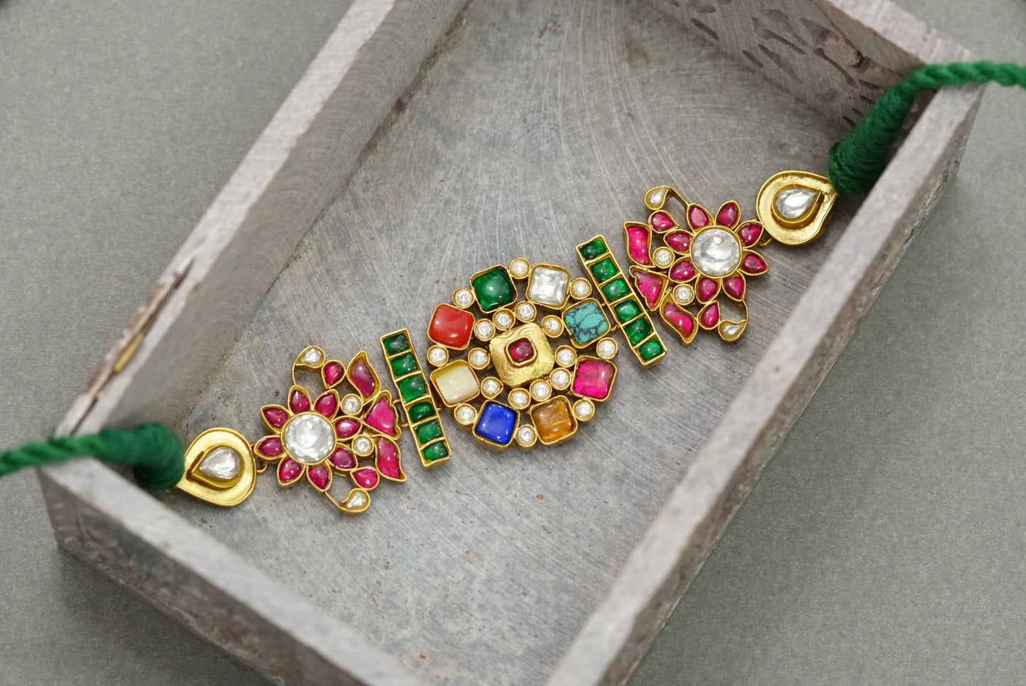 Kundan Navratan choker set (4-6320)(R)(PREORDER)