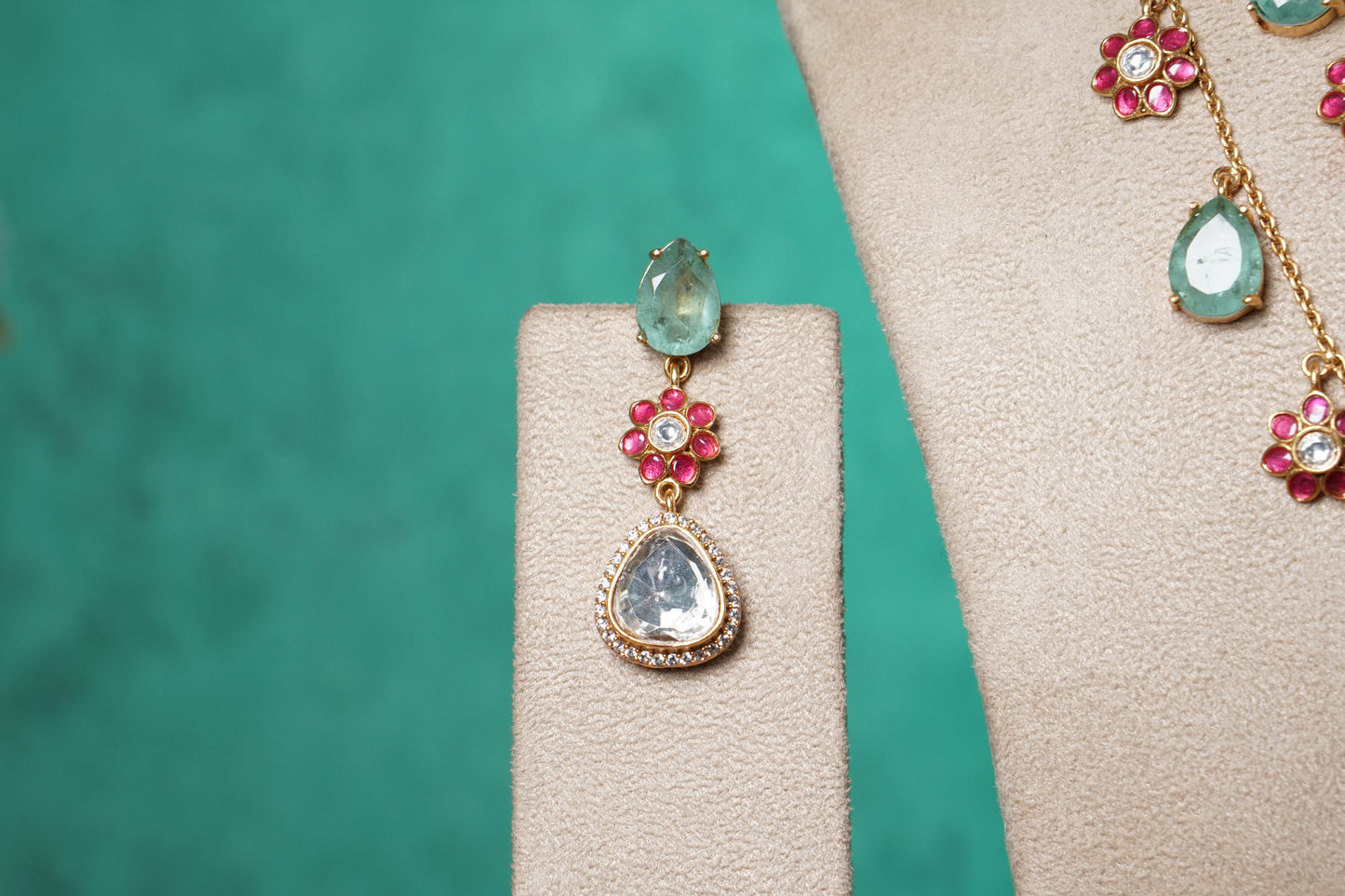 Mint Stone Polki Necklace Set (4-9526)(NEM)