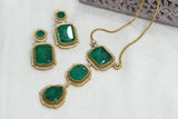 Green doublet pendant set (4-5948)(B)