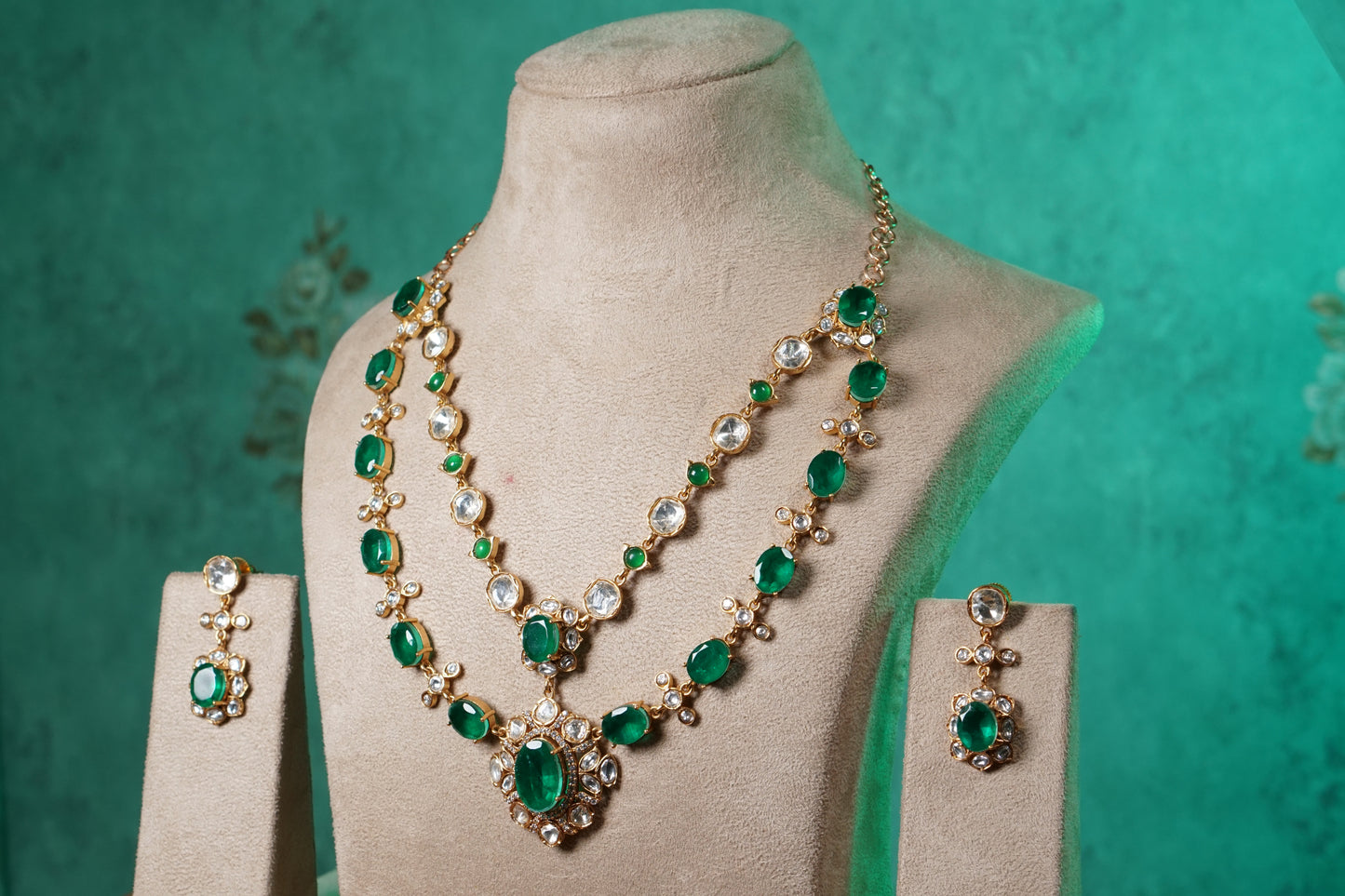 Green Stone Polki Necklace Set (4-9525)(NEM)