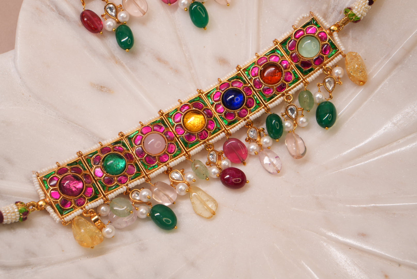 Kundan Navratan choker Set (4-8914)(R) (PREORDER ) - JEWELSTYLE