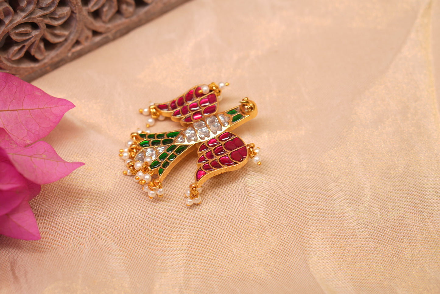 Kundan saree pin or Kundan Bird brooch (8-2)(A)