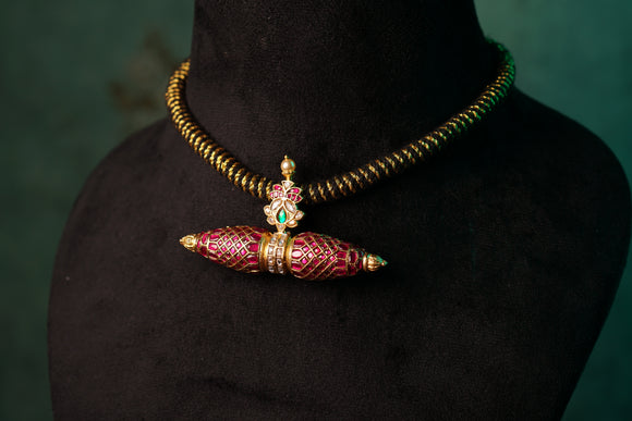 Kundan pendant Necklace (4-8128)(K)