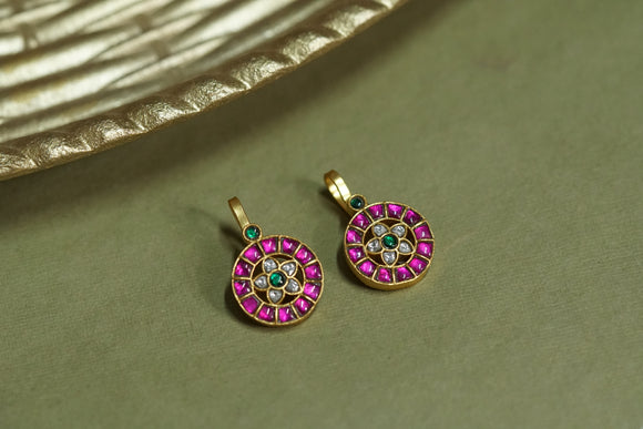 Kundan ear clip (1-4320)(K)