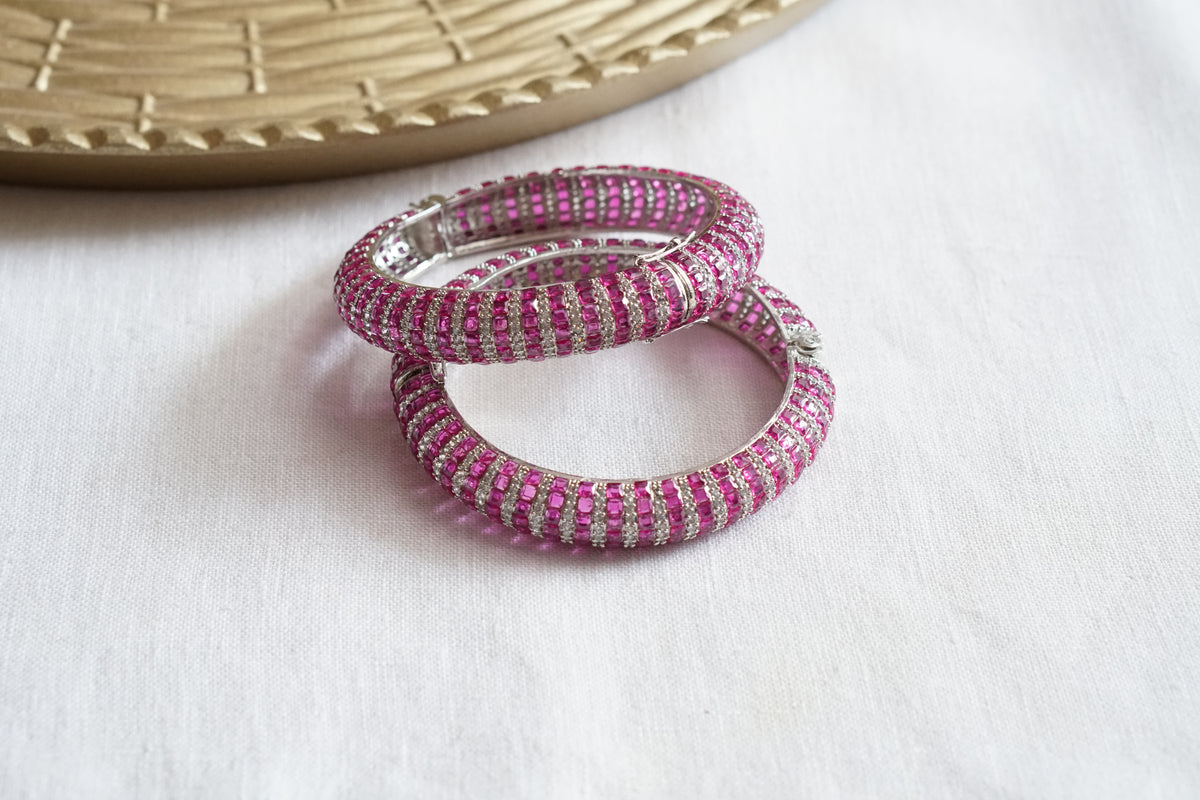Ad Stone Bangle in 2'6 size (3-497)(B)