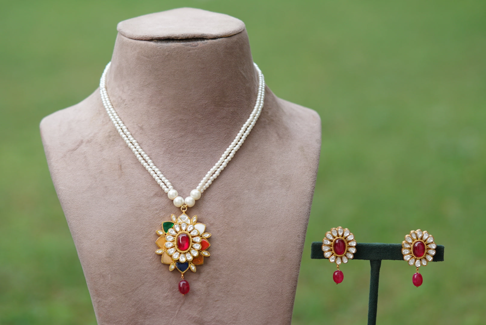 Kundan Navratan pendant necklace set (4-6319)(R)(DISCOUNTED) - JEWELSTYLE