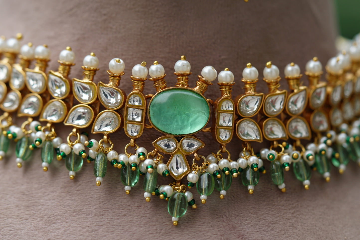 Kundan choker set (4-6321)(R)(preorder)