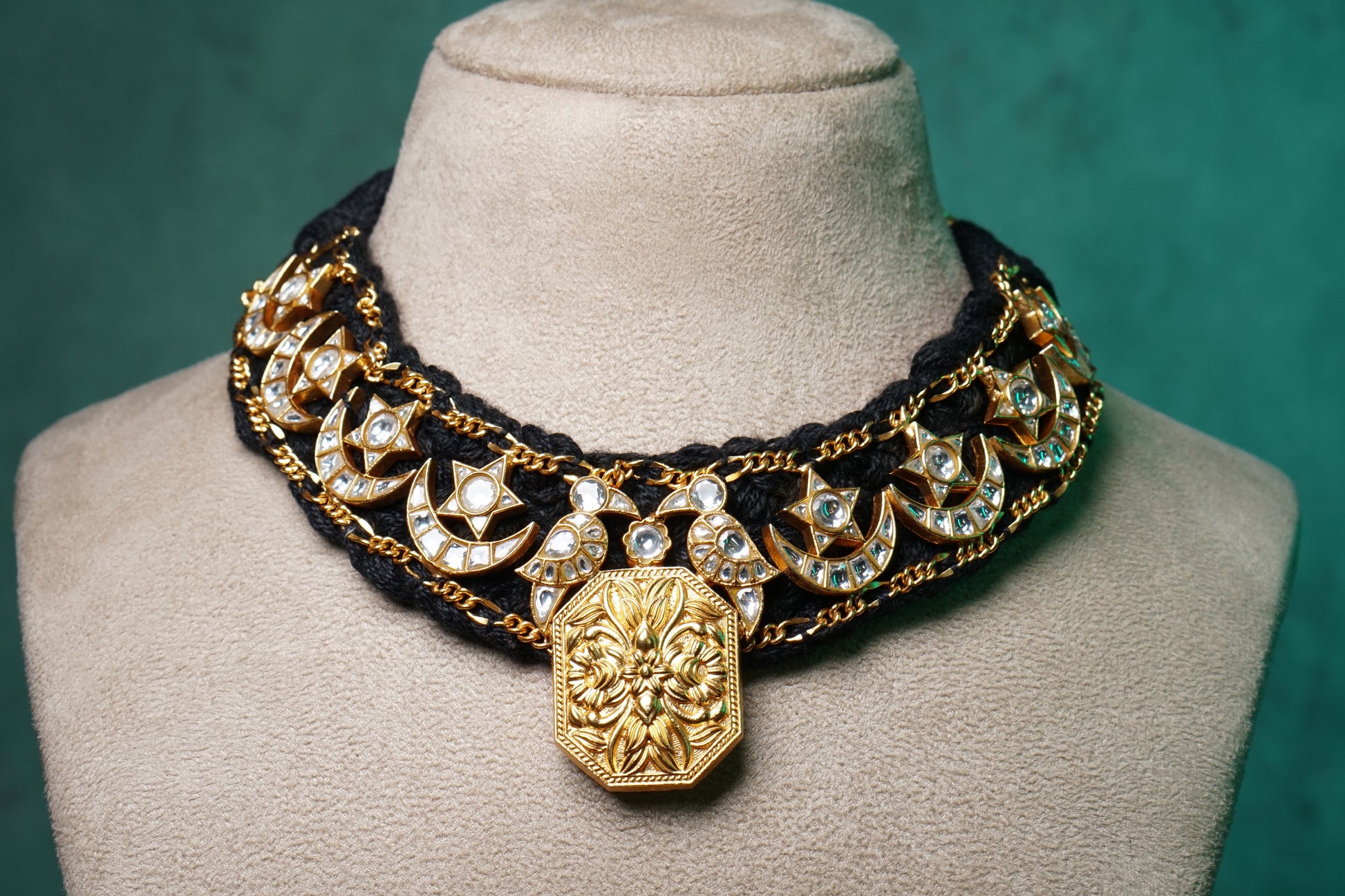 Kundan Necklace(4-8814)(R) - JEWELSTYLE