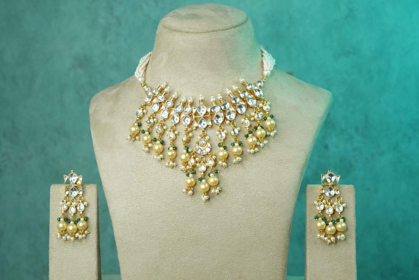 Kundan Necklace Set (4-8929)(A)