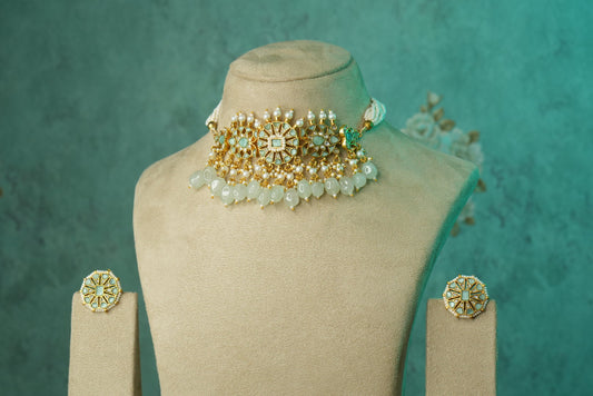 Kundan Choker Set (4-8930)(A)