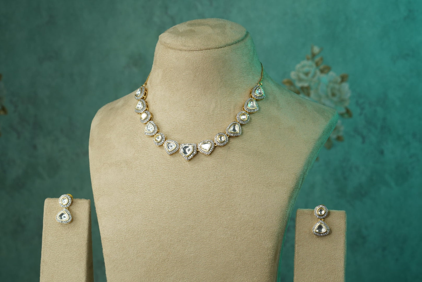 Polki Necklace Set (4-8936)(A)