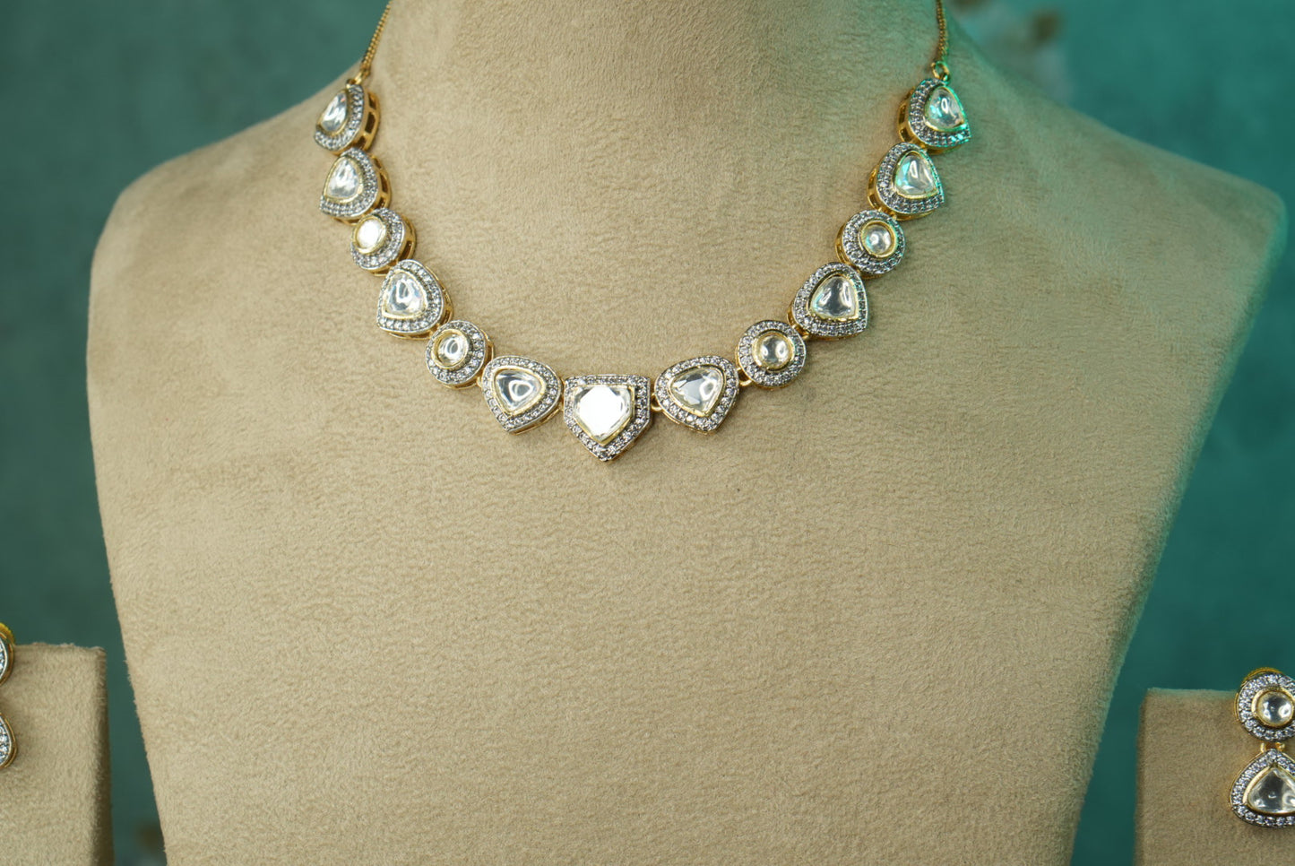 Polki Necklace Set (4-8936)(A)