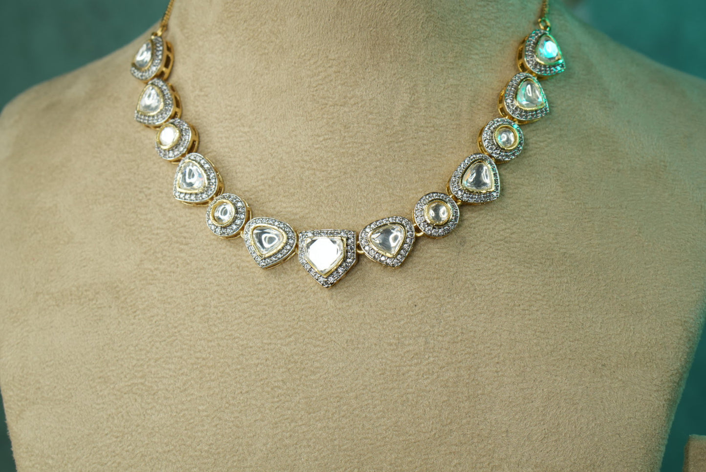 Polki Necklace Set (4-8936)(A)