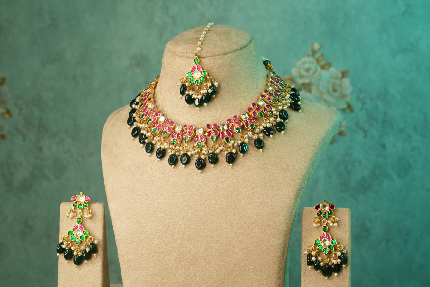 Kundan Necklace Set with Maangtika (4-8935)(A)