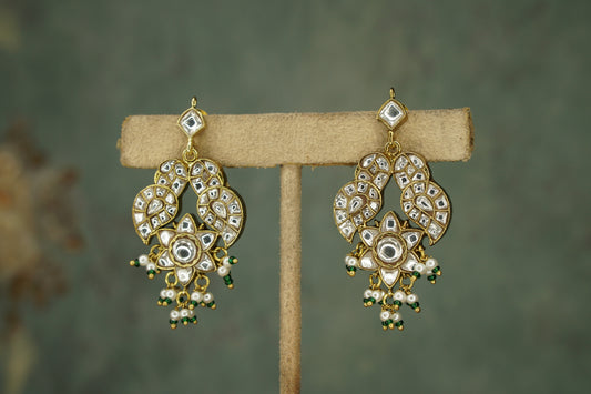White Kundan earrings (1-4918)(R)