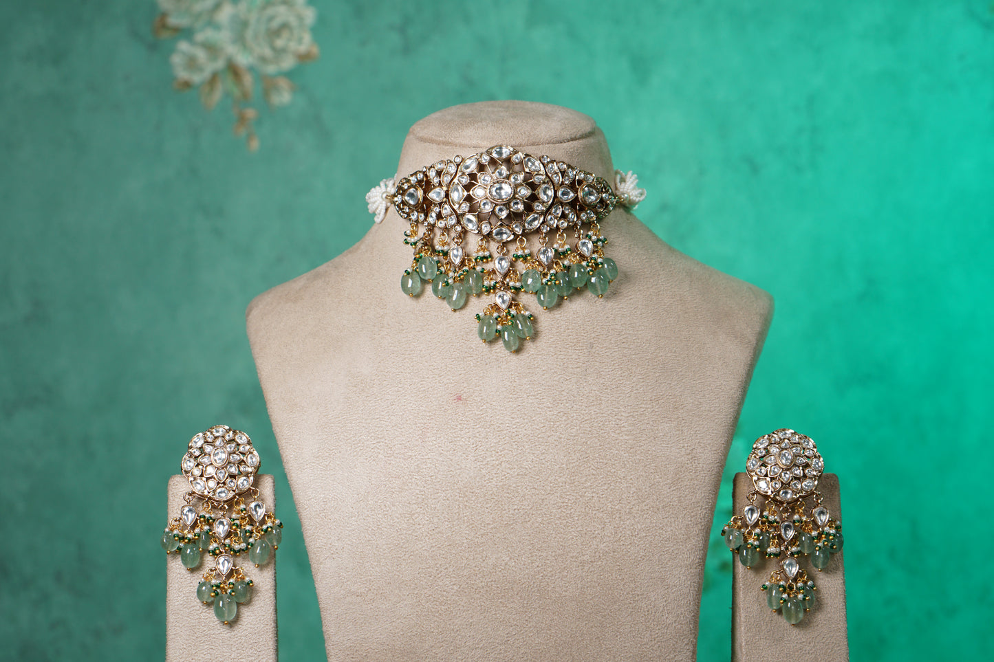 White polki choker set (4-9563)(B)
