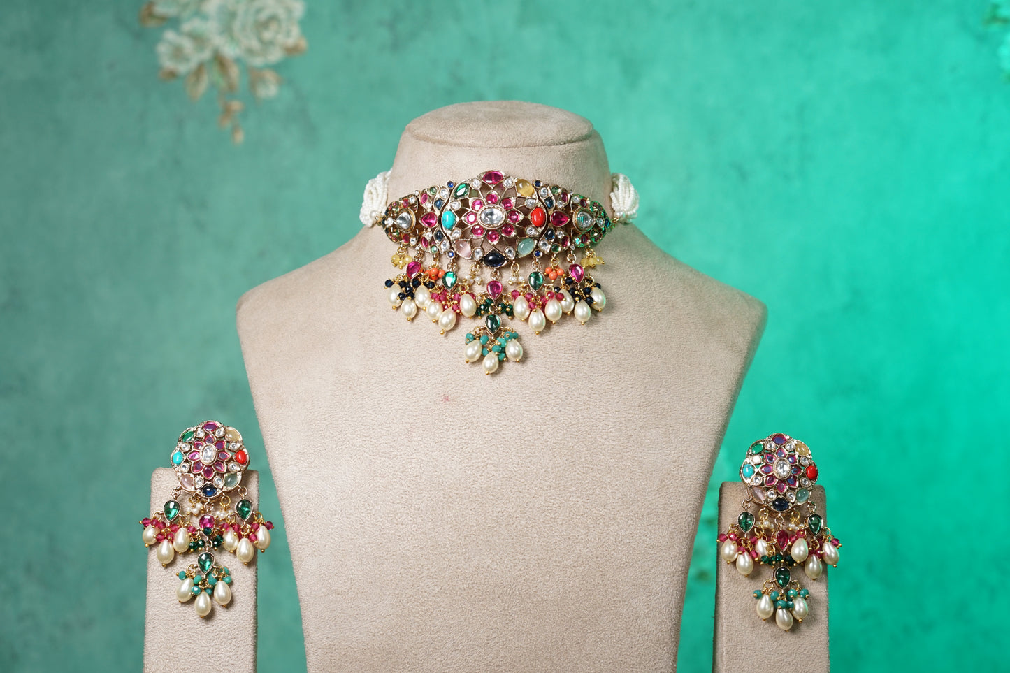 Navratan or multicolour choker set (4-9562)(B)