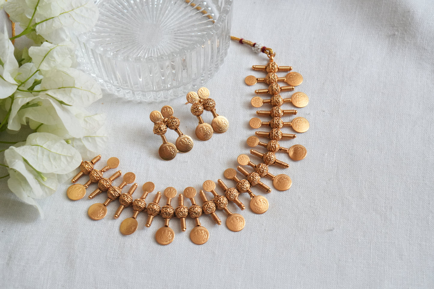 Antique Golden Necklace Set (4-8944)(Ak) - JEWELSTYLE