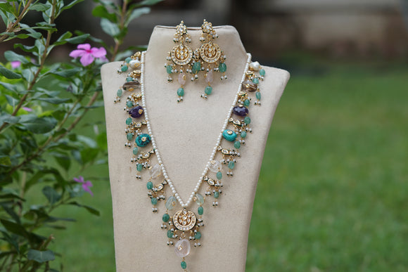 Kundan Necklace Set (4-8413) (EX)