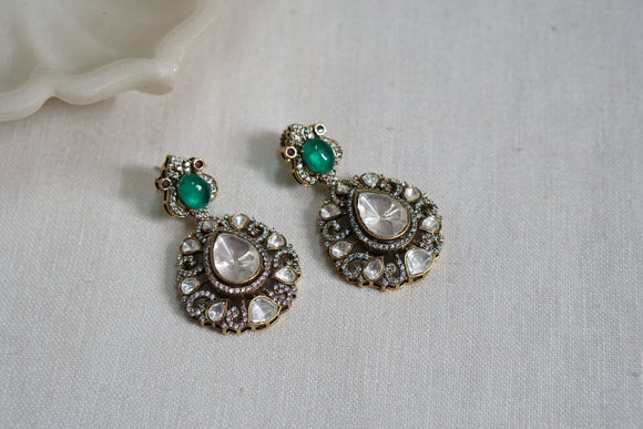 Green Stone Polki earrings (1-4582)(EX)