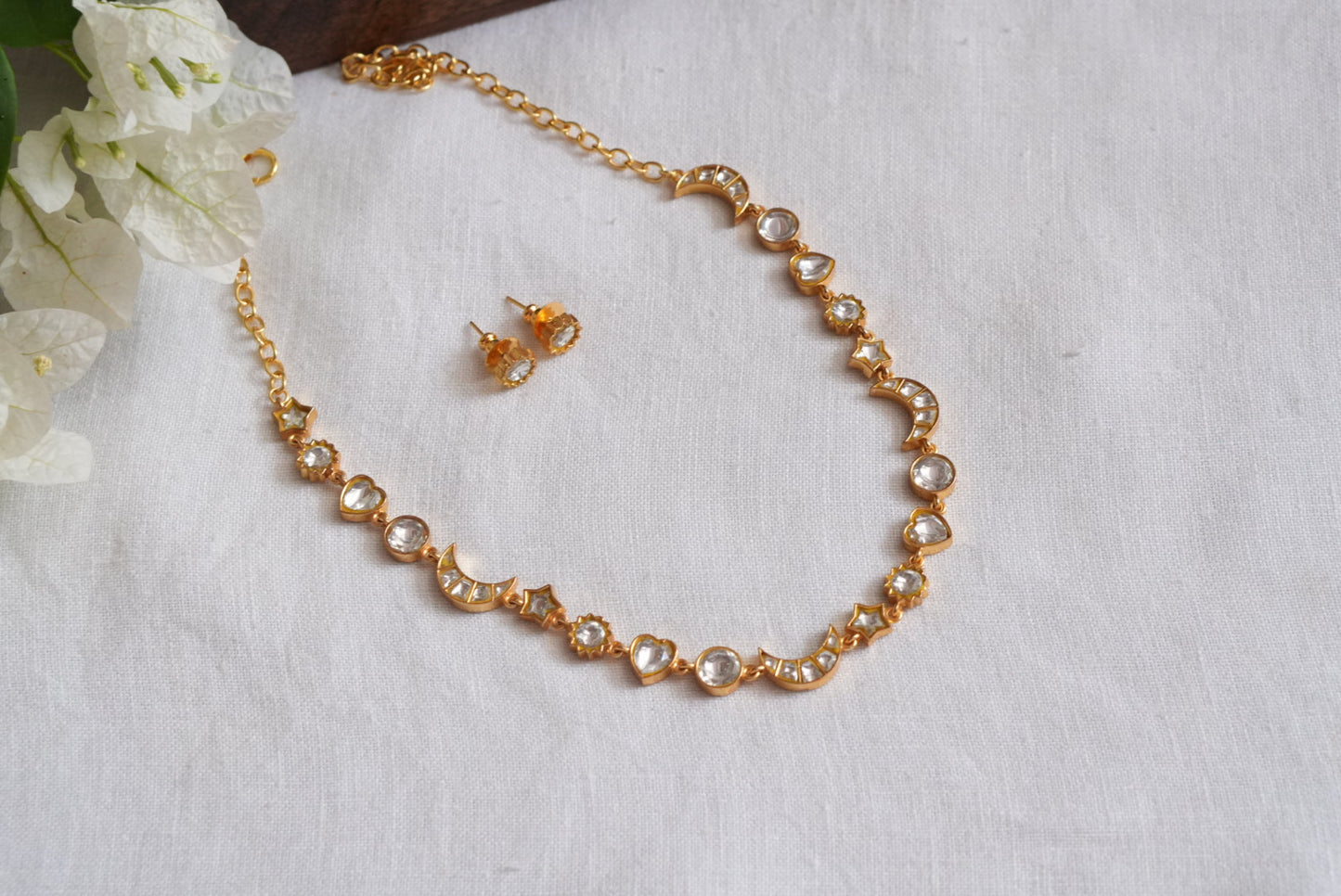 Kundan Necklace Set (4-8960)(R)