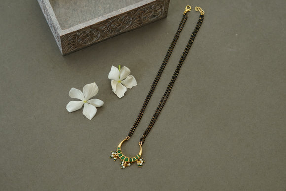 Black beads pendant Necklace (4-5652)(R)