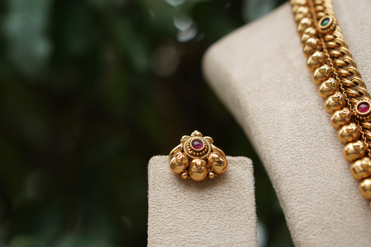 Antique Necklace Set (4-9585)(AK)