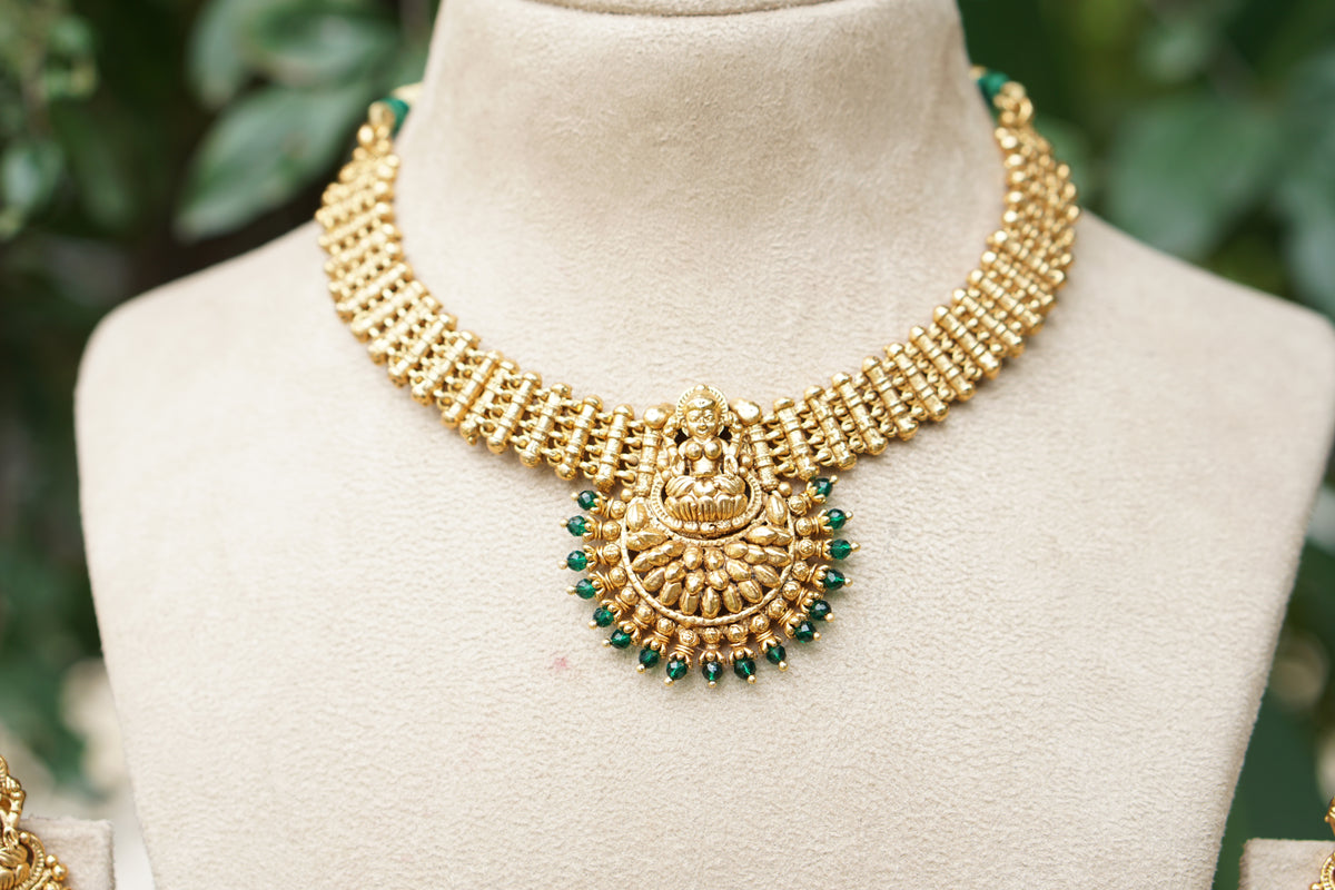 Antique Necklace Set (4-9583)(AK)