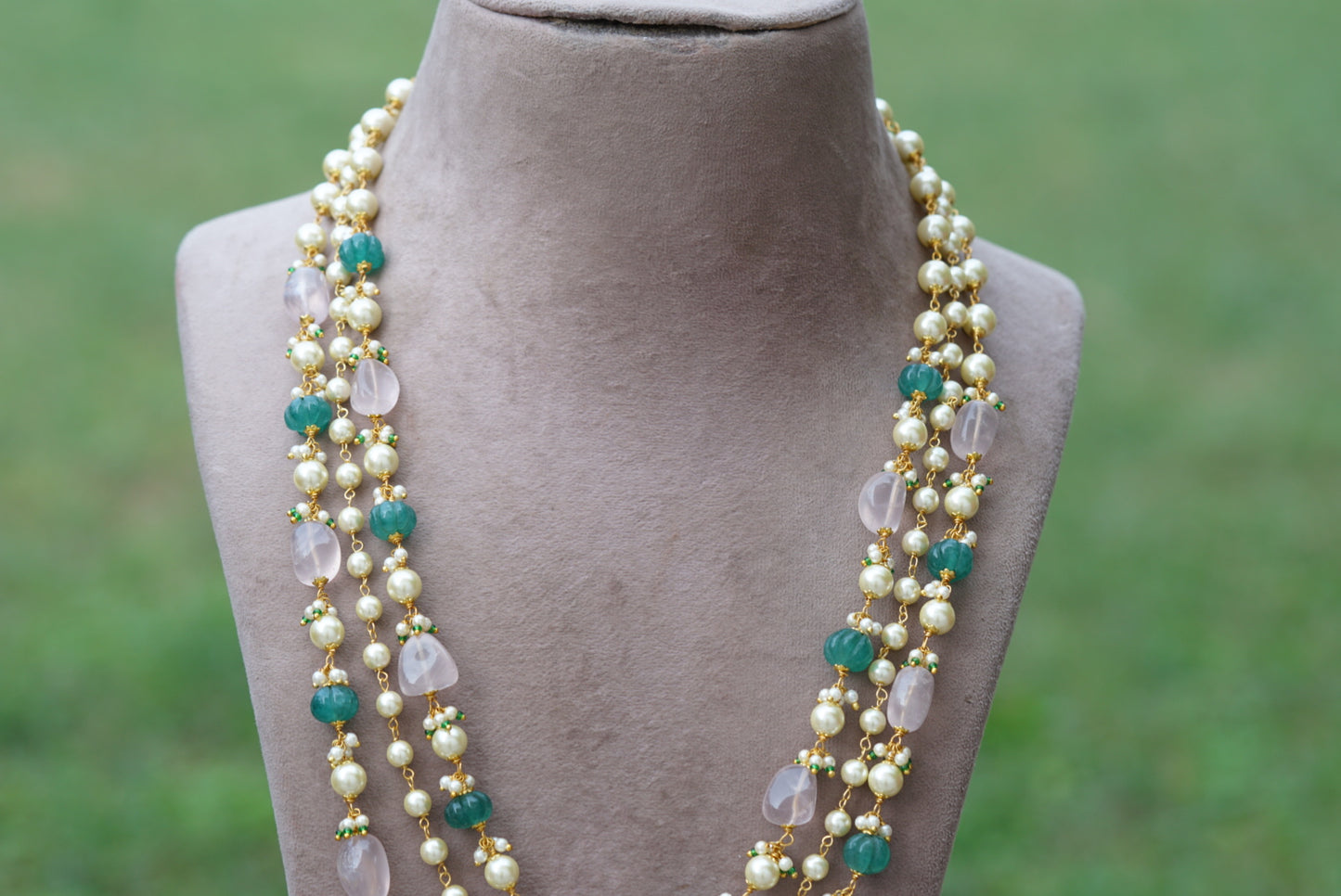 BEADS NECKLACE (4-6411)(N)