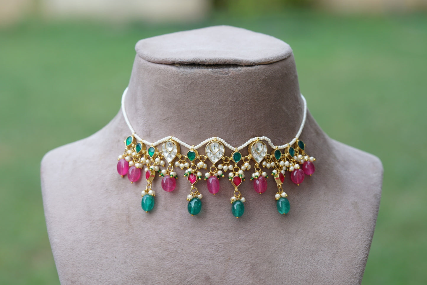 KUNDAN BEADS NECKLACE (4-6408)(N)