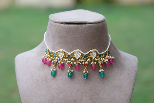 KUNDAN BEADS NECKLACE (4-6408)(N)
