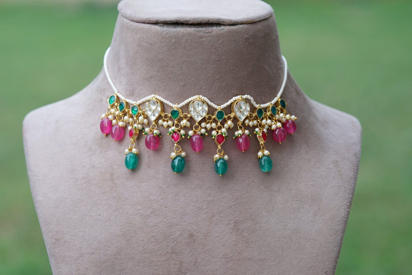 KUNDAN BEADS NECKLACE (4-6408)(N)