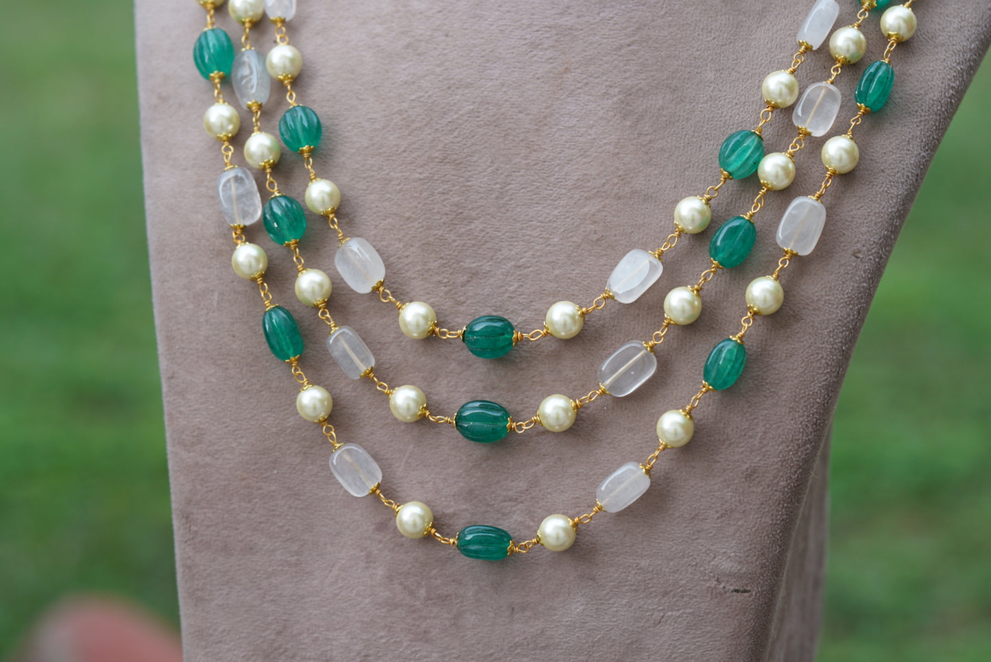 BEADS NECKLACE (4-6399)(N)