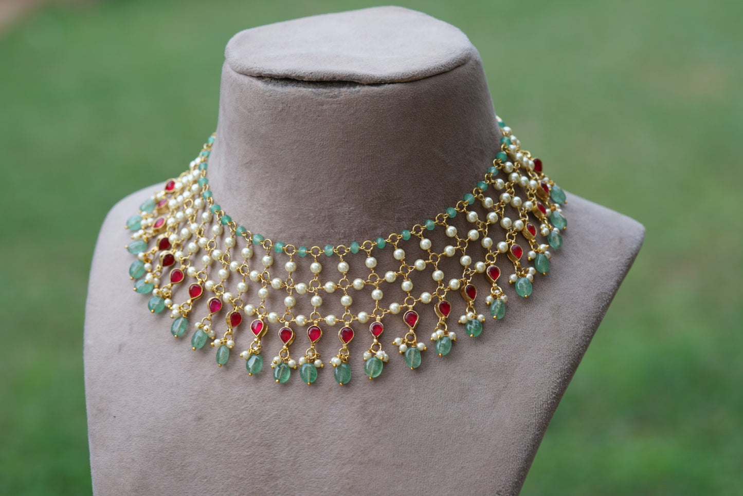 KUNDAN BEADS NECKLACE (4-6403)(N)
