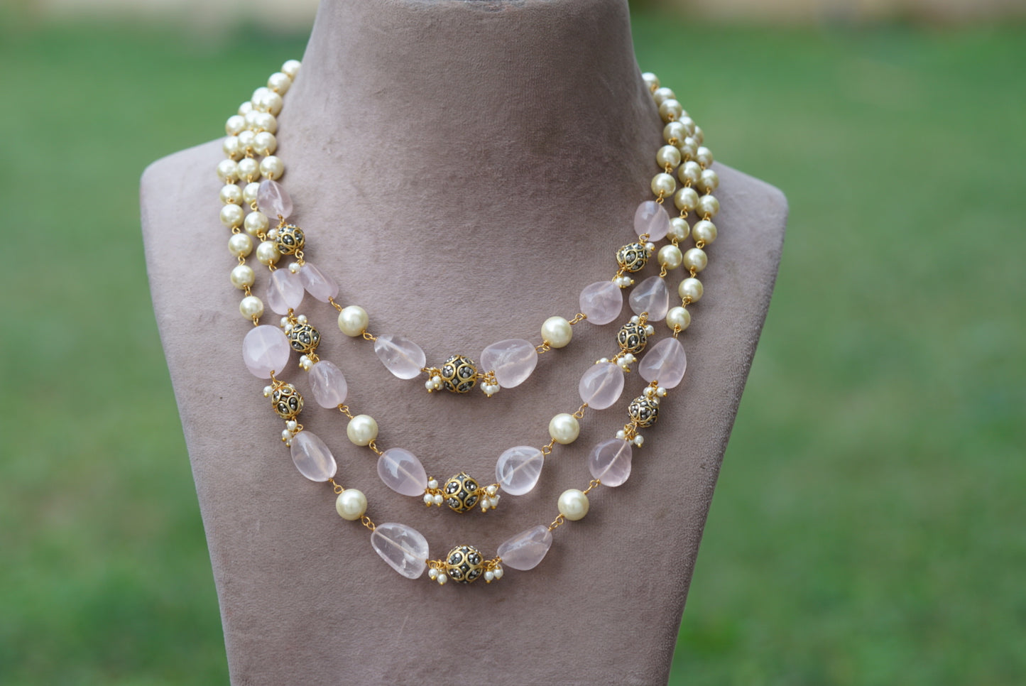 BEADS NECKLACE (4-6394)(N)