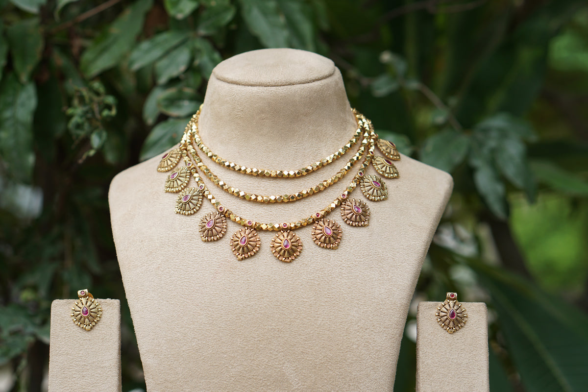 Antique Necklace Set (4-9588)(AK)