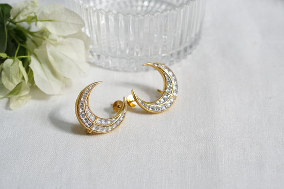 White Chand Earcuff Kundan Earrings (1-4607)(R)(CLEARANCE SALE PIECE)