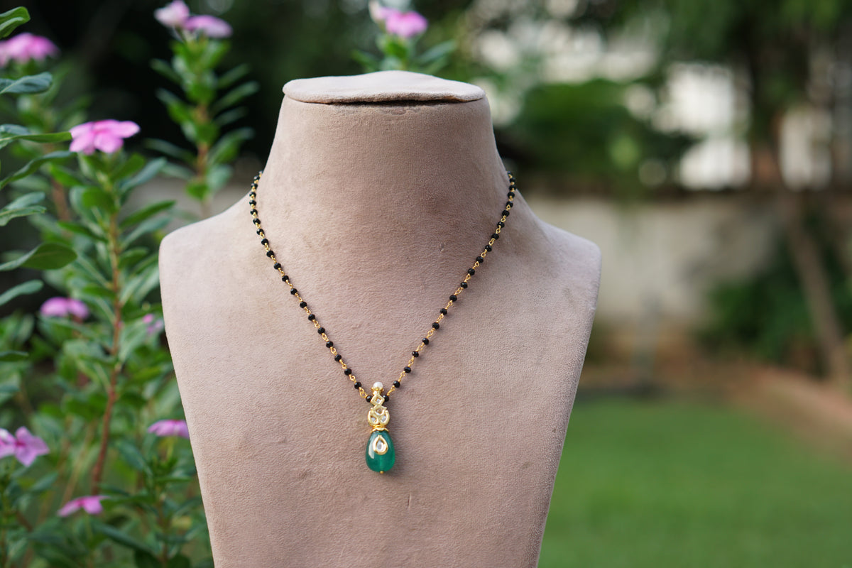 Black Beads pendant chain(4-9606)N)