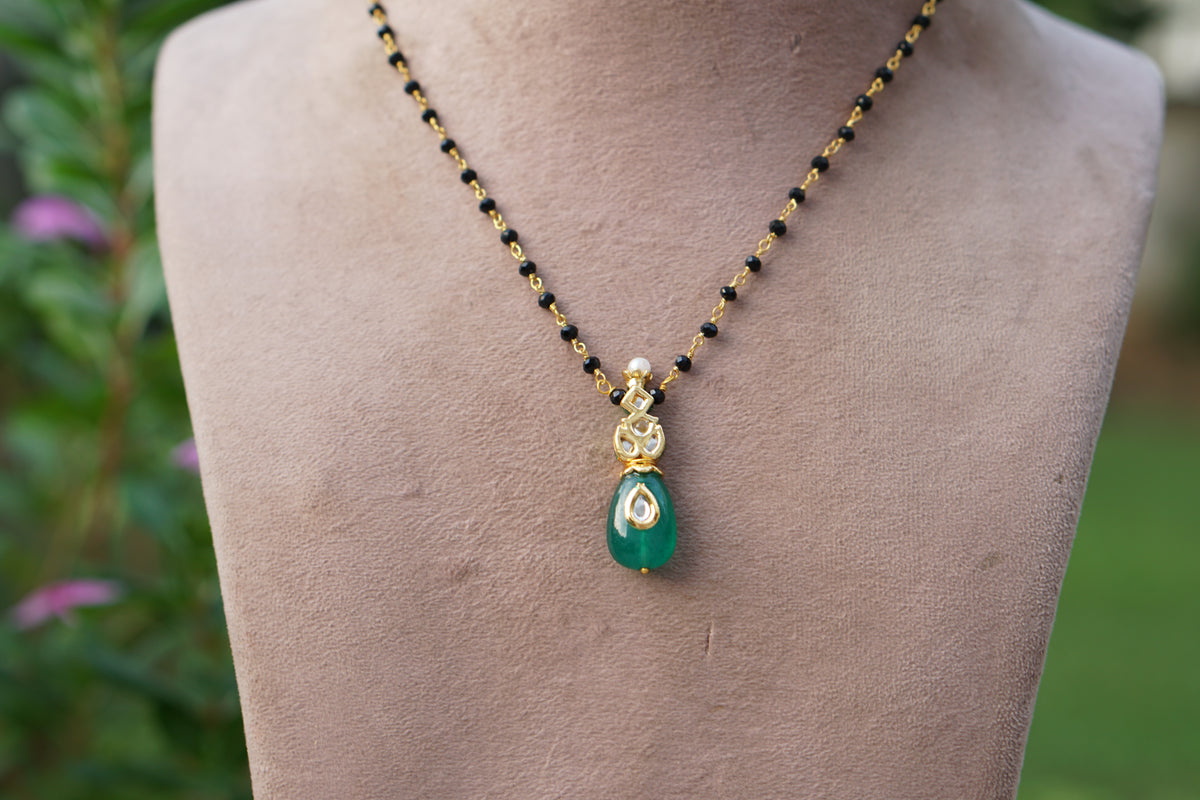 Black Beads pendant chain(4-9606)N)