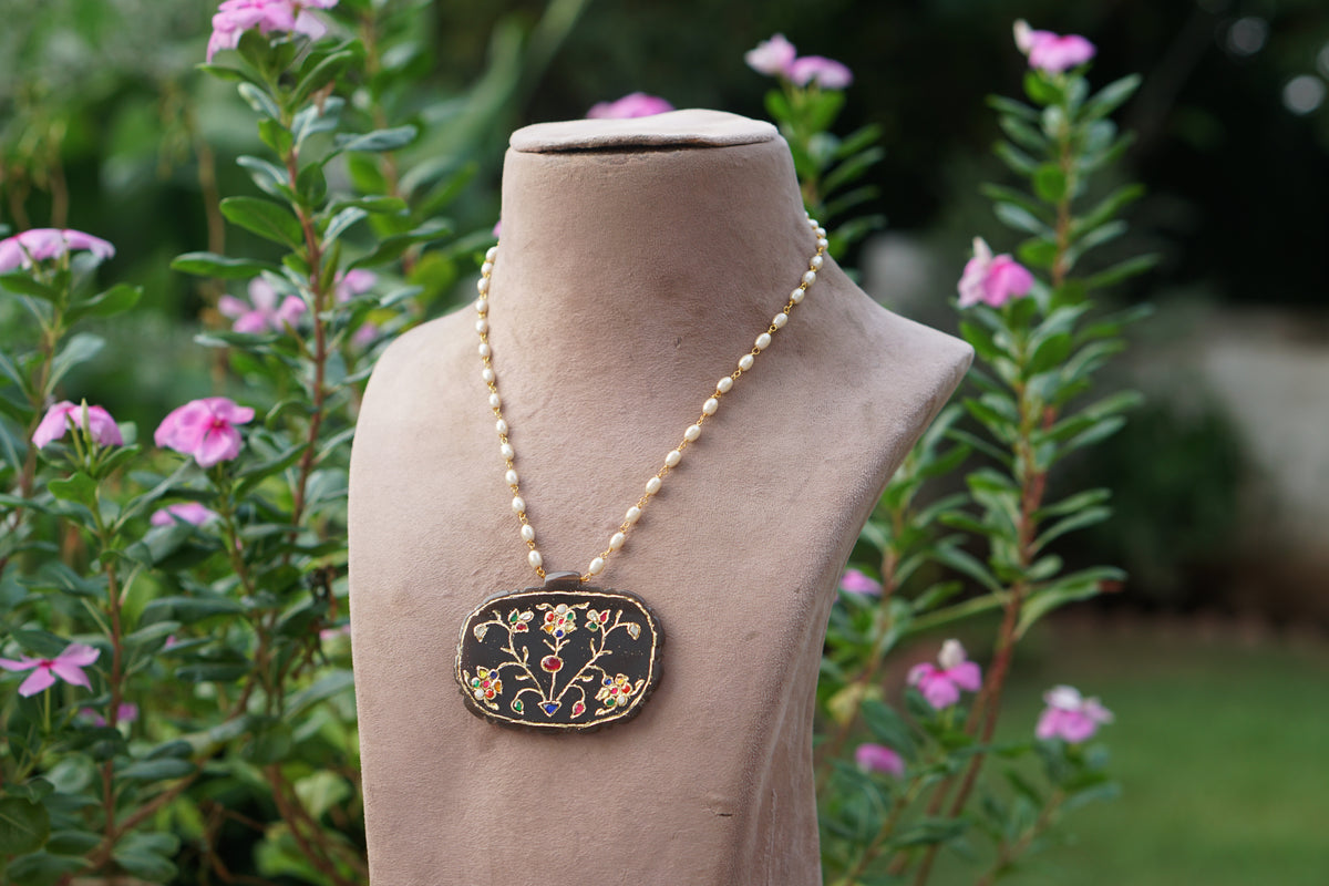 Multi stone Kundan pendant chain(4-9602)(R)