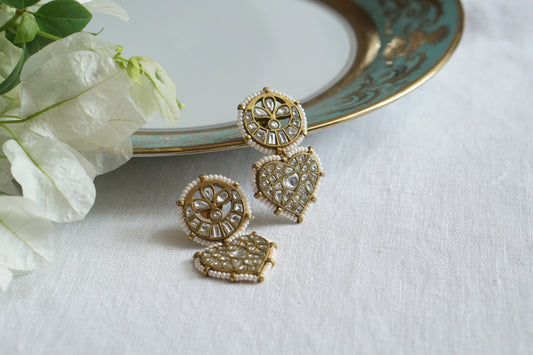White Kundan earring (1-5541)(A)