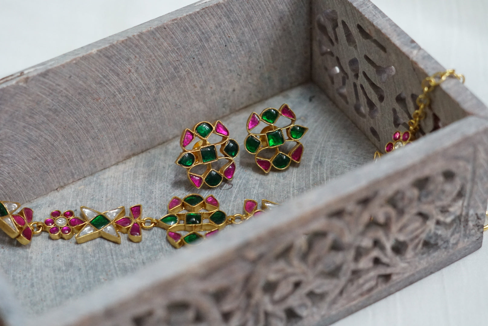 kundan choker set (4-7084)(R) - JEWELSTYLE