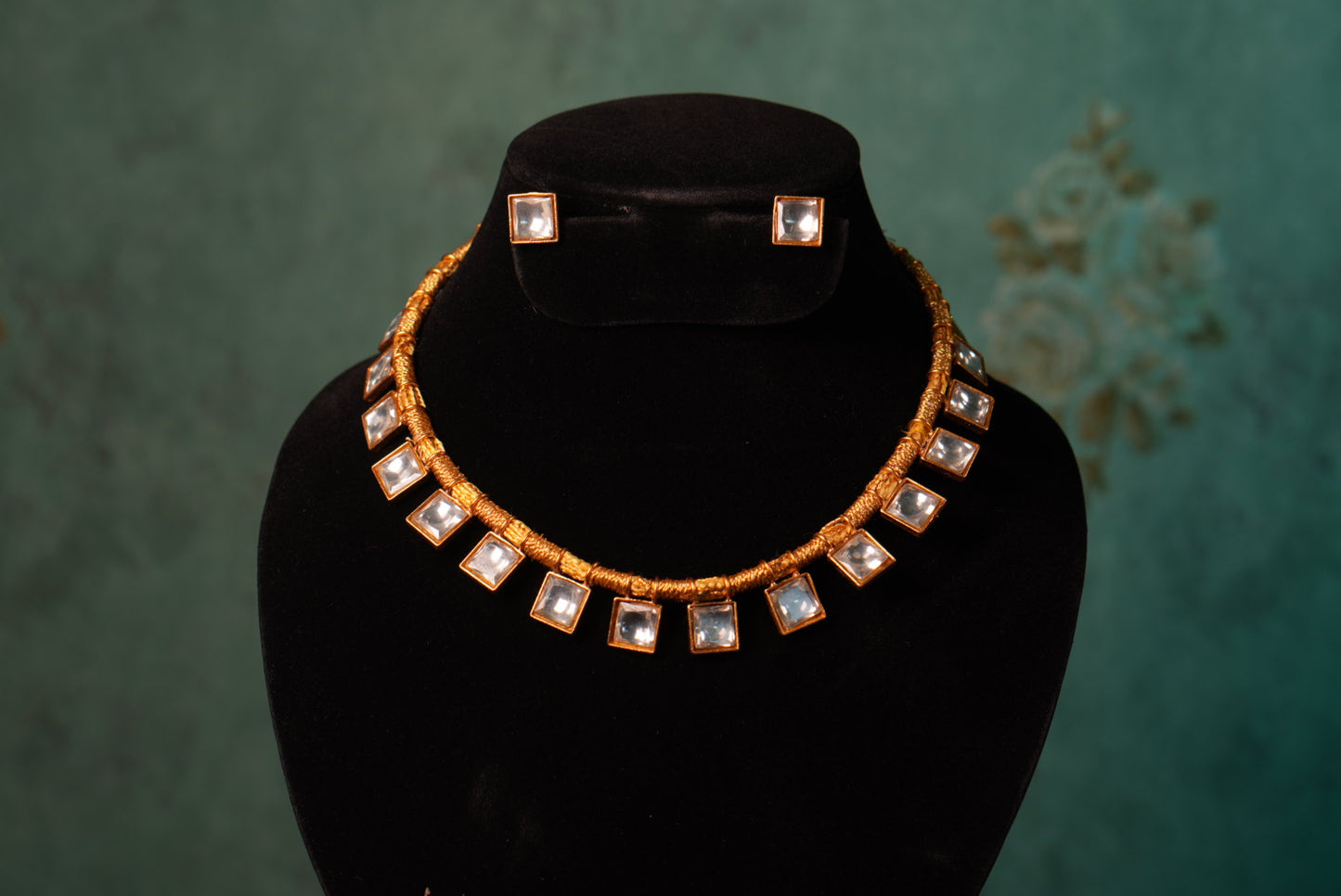 Kundan Necklace Set (4-9005)(R) - JEWELSTYLE