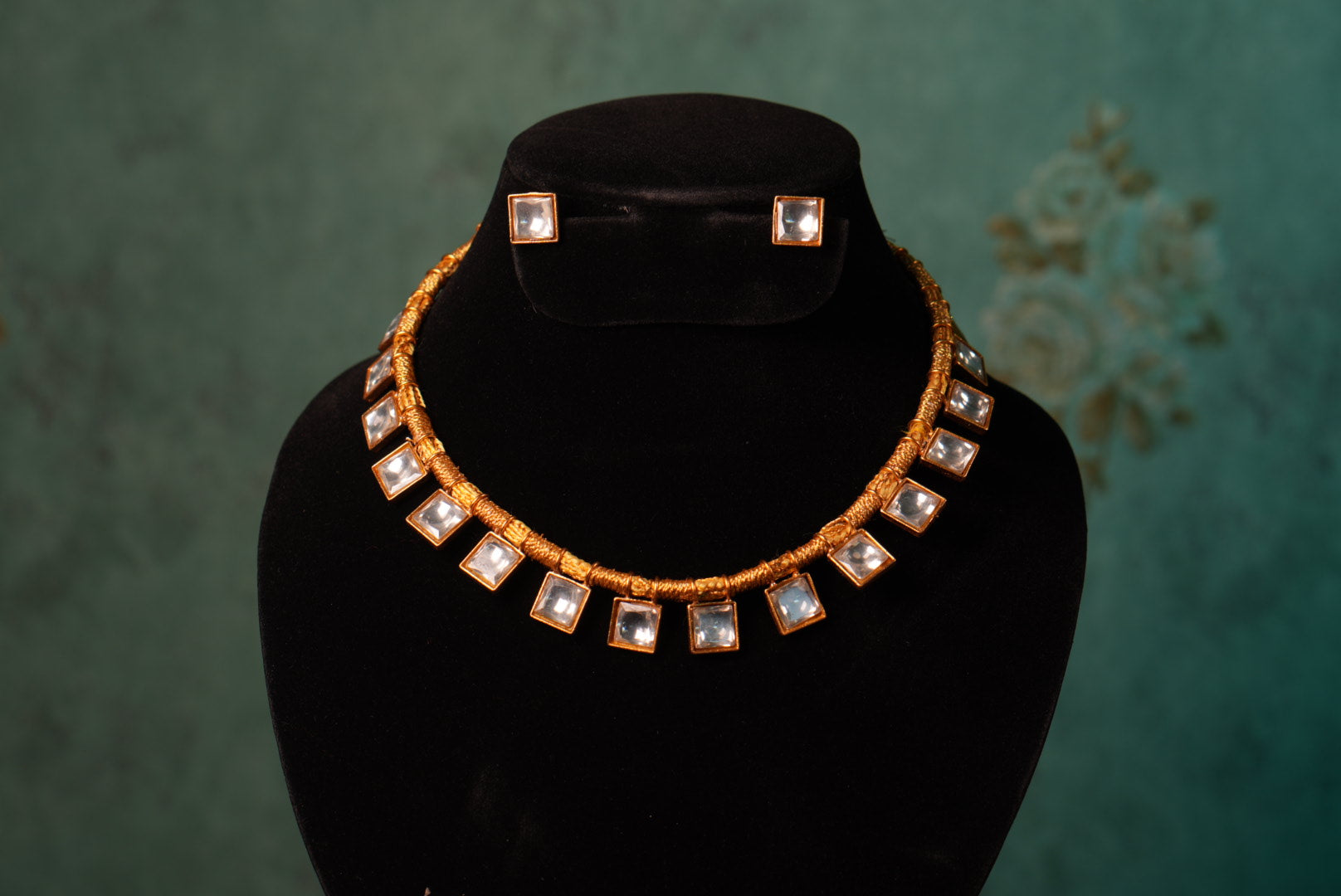 Kundan Necklace Set (4-9005)(R) - JEWELSTYLE